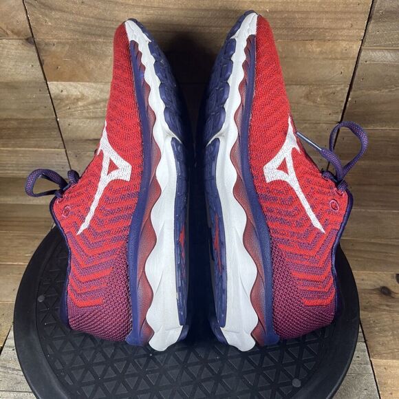 Mizuno Running Shoes Womens 8.5 Wave Sky Sneakers Red Knit Road Training Workout - Picture 8 of 10